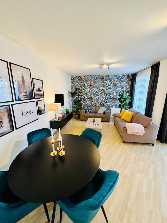 Urbanstay In Charming Sablon Appartamento